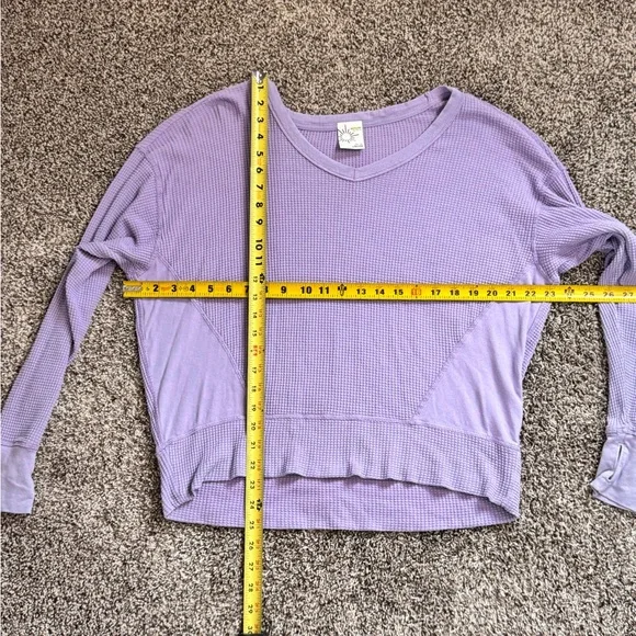 Aerie Lavender V-Neck Waffle Knit Sweater - Picture 6 of 6